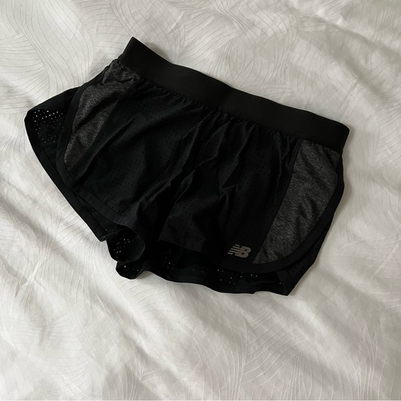 New Balance Shorts with Liner - Picture 1 of 5